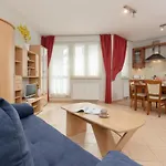 Pejzazowa Metro Wilanowska Mokotow By Renters * Varšava