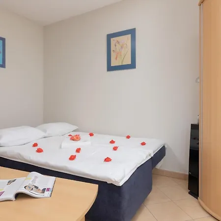 Pejzazowa Metro Wilanowska Mokotow By Renters Warszawa