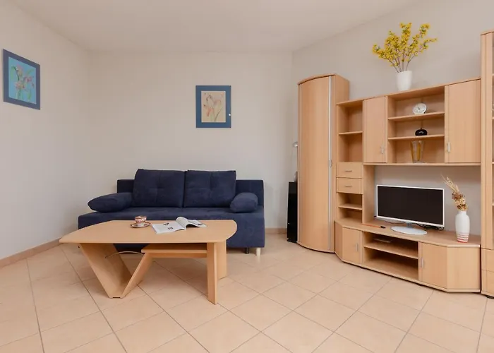 Pejzazowa Metro Wilanowska Mokotow By Renters Warsaw